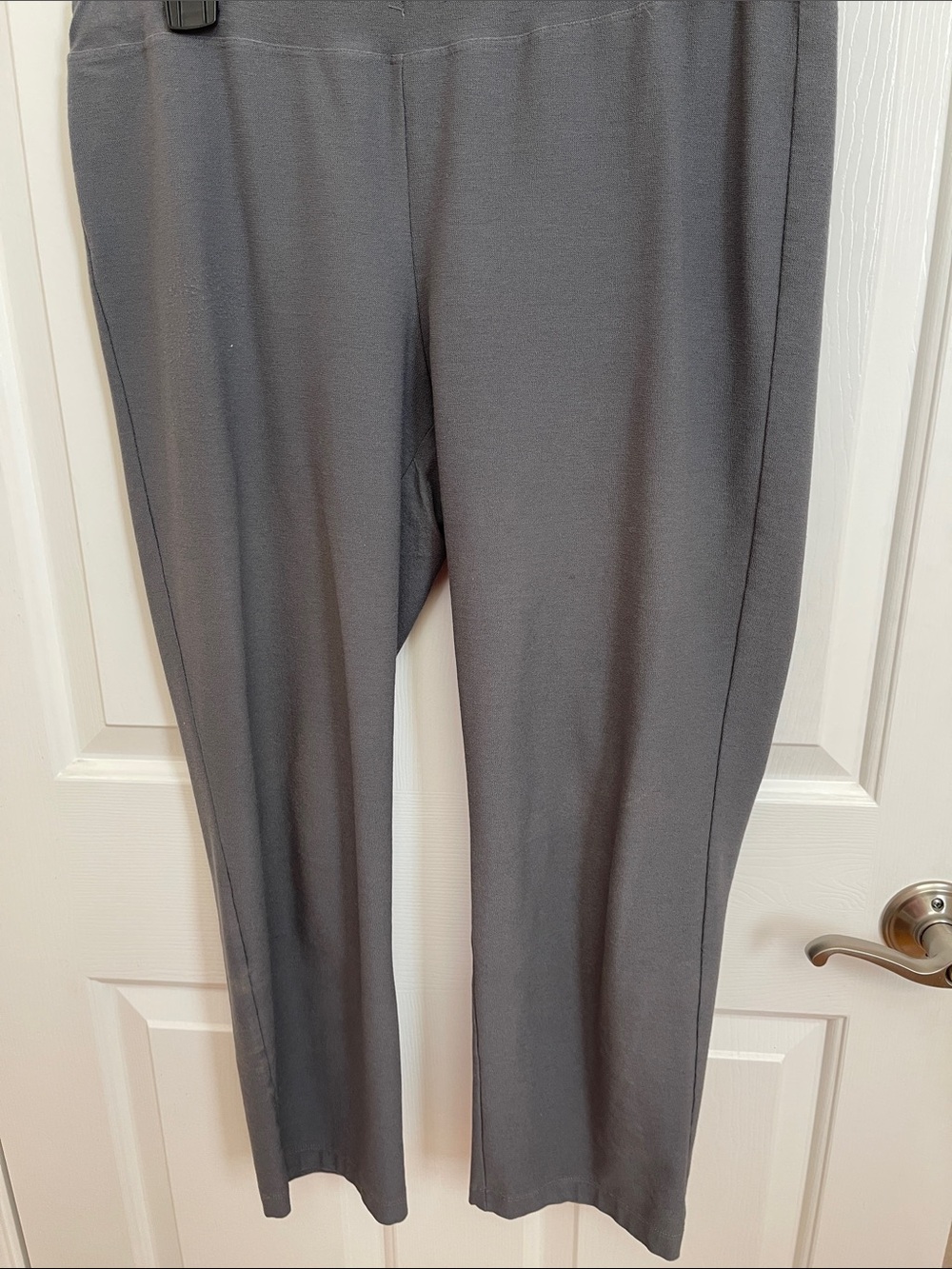 Eileen Fisher Gray Straight-Leg Pull-On Pants cropped size medium